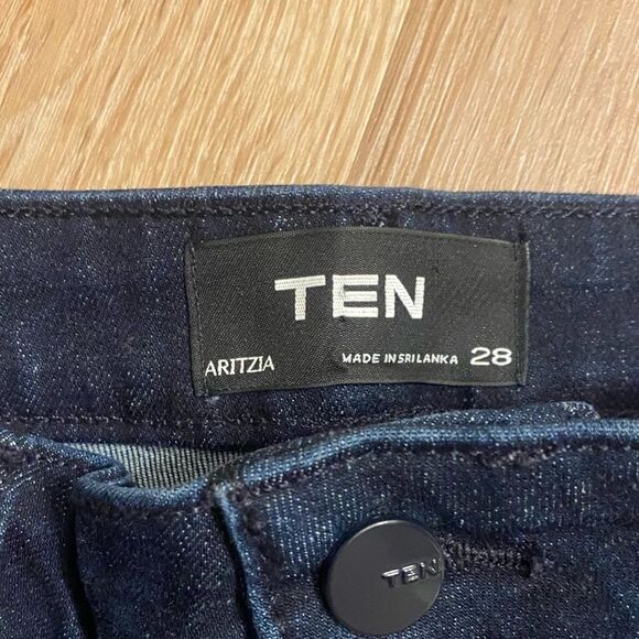 Aritzia Motive Flare Jeans High Rise Tight Flared Jeans Wide Leg Dark Size 28 - Picture 7 of 8